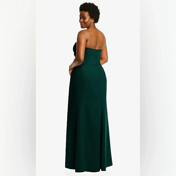 NWOT After Six Strapless Pleated Faux Wrap Trumpet Gown in Evergreen, size 2 - Picture 3 of 12